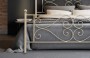 Letto matrimoniale in ferro Firenze - particolare pomolo